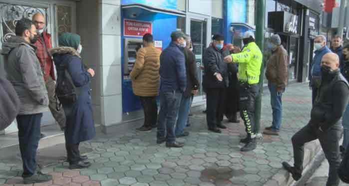 Eskişehir'de banka sırasında hakaret tartışması!