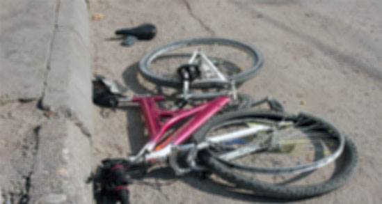 Eskişehir'de bisikletliye çarptı ama kaçamadı!