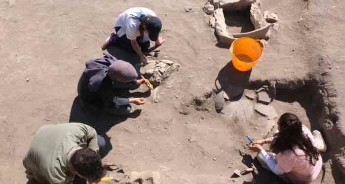 Eskişehir'de bulundu: 4 bin 500 yıllık kaplarda önemli keşif?