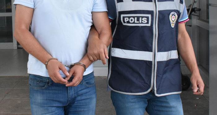 Eskişehir'de cezaevi firarisi benzinlikte yakalandı