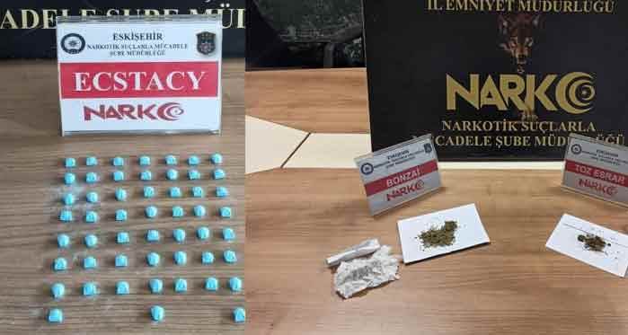 Eskişehir'de çifte uyuşturucu operasyonu: 3 gözaltı