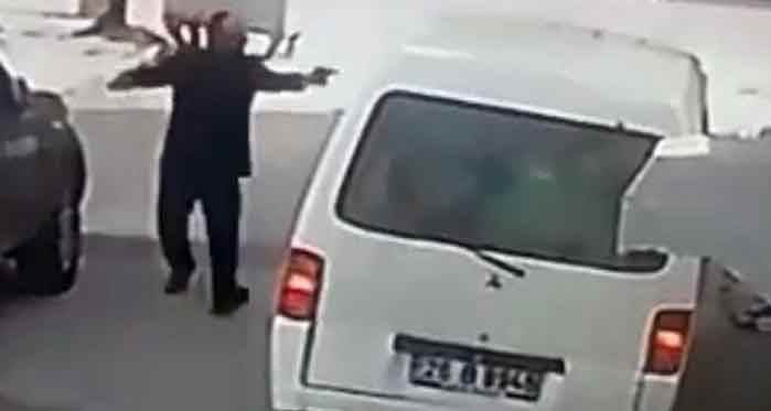 Eskişehir'de cinayet anı kamerada: Böyle öldürdü
