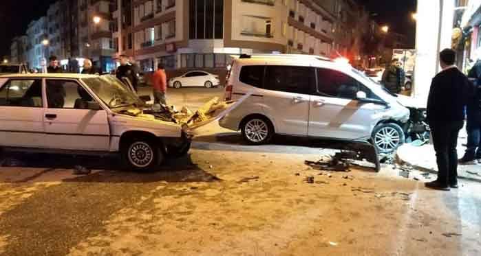 Eskişehir’de feci kaza: Çok sayıda yaralı var!