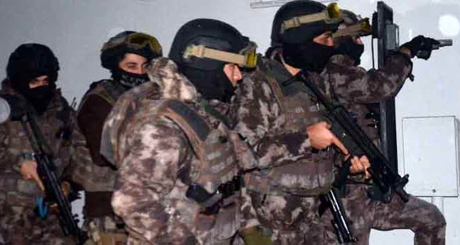 Eskişehir'de FETÖ/PDY operasyonunda 3 kişi gözaltında