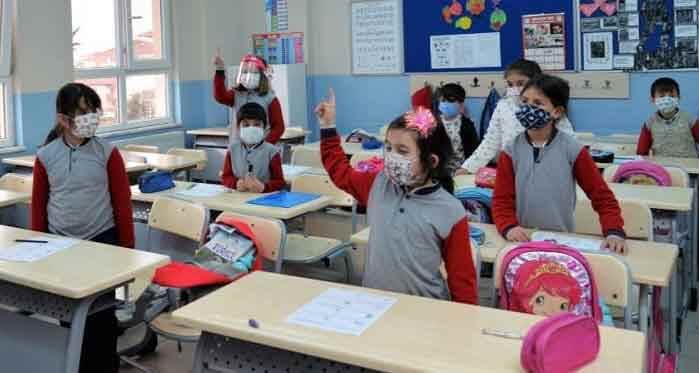Eskişehir'de flaş eğitim kararları! Okullar kapanacak mı?