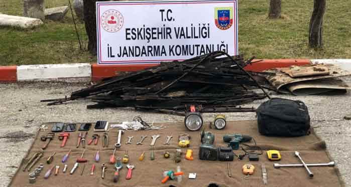 Eskişehir'de hırsızlar suç üstü yakalandı 