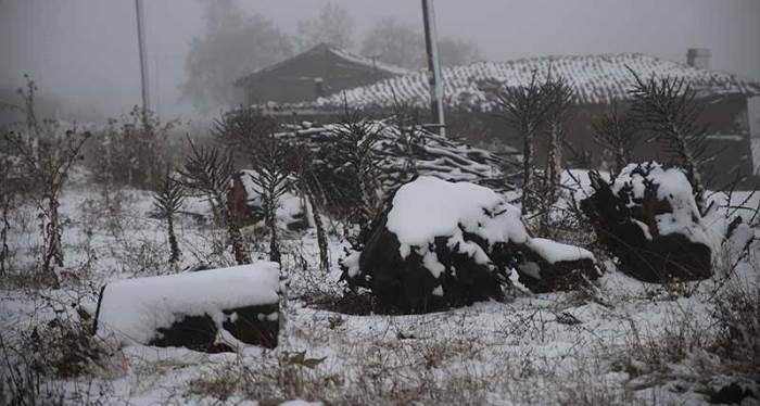 Eskişehir'de kar yağışı başladı
