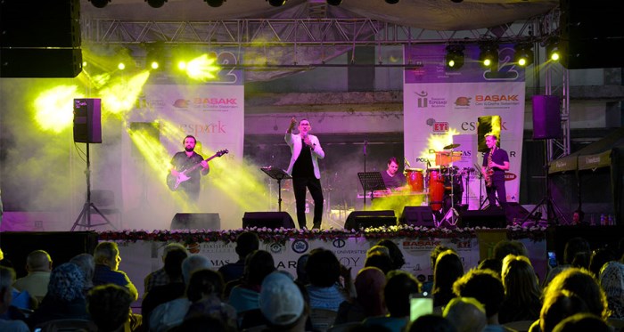 Eskişehir'de konser coşkusu sürüyor