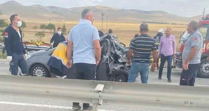Eskişehir'de korkunç kaza: 1 ölü, 3 yaralı