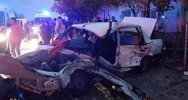 Eskişehir'de korkunç kaza 2 ölü, 5 yaralı
