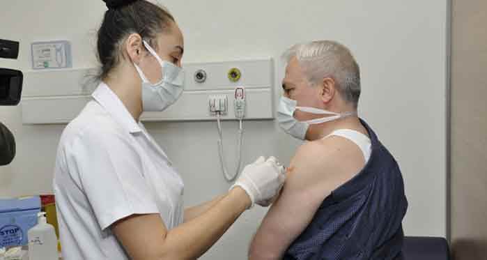 Eskişehir'de koronavirüs aşısı yapılmaya başlandı