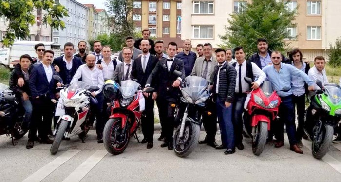 Eskişehir'de motosiklet tutkunları sezonu açtı
