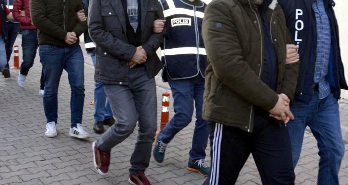 Eskişehir'de muvazzaf subaylar gözaltına alındı