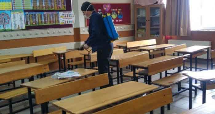 Eskişehir'de okulda koronavirüs alarmı: 11 öğretmenin testi pozitif çıkınca...