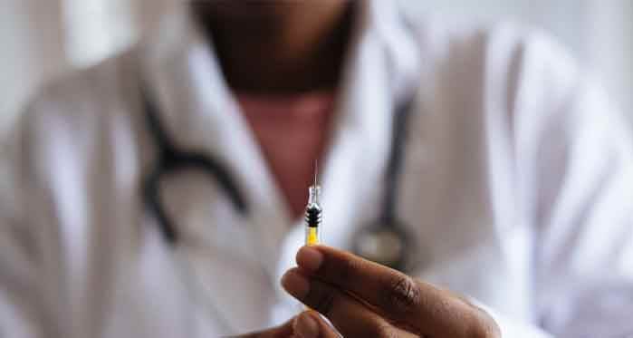 Eskişehir'de önemli aşı açıklaması: Koronavirüs aşısının riskleri...