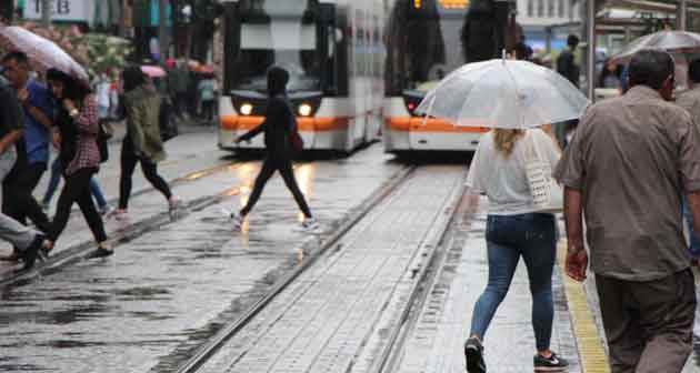 Eskişehir'de sağanak yağış: Uyarı geldi!