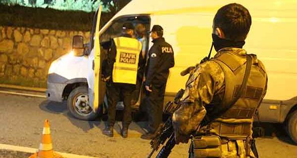Eskişehir'de Sarar ailesini gasp olayında Türk İnterpol'ü devrede