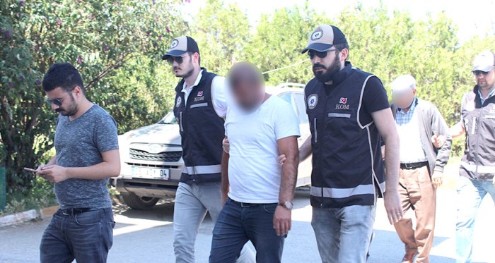 Eskişehir'de tefeci operasyonu: 2 gözaltı