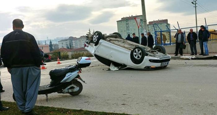 Eskişehir'de trafik kazası; 4 yaralı 