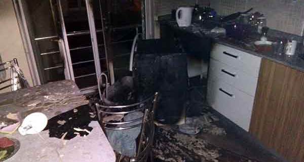 Eskişehir'de üç saat önce alınan çamaşır makinesi yandı