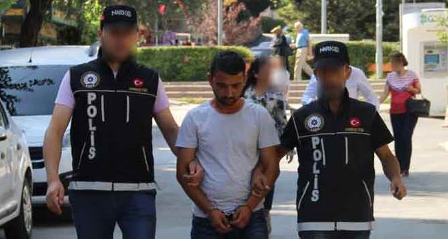Eskişehir'de uyuşturucu operasyonu: 200 hap ele geçirildi