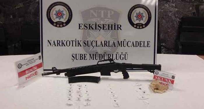 Eskişehir'de uyuşturucu operasyonu: 7 gözaltı