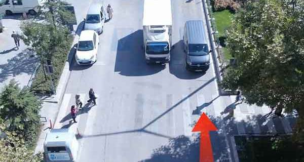 Eskişehir'de yayaya yol vermeyen sürücüler drone ile belirlendi