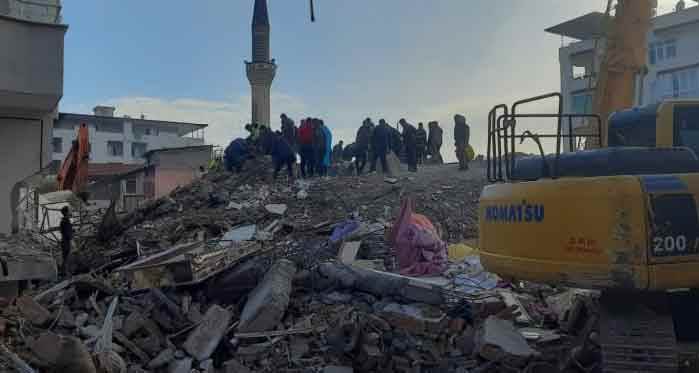 Eskişehir'den binlerce kişi afet bölgesine yardıma koştu