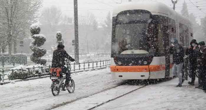 Eskişehir’e bir anda kar ve soğuk şoku! Eskişehir hava durumu 04.03.2022