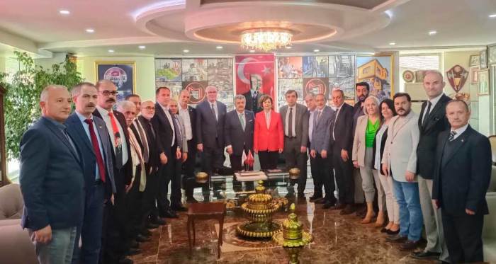 Eskişehir'in başkanlarından Esnaf Ve Sanatkarlar Odaları Birliği'ne ziyaret