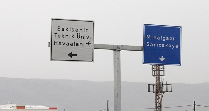 Eskişehir'in yeni üniversitesinin tabelası asıldı