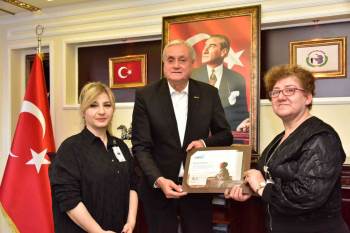 Eskişehir Lösev’Den Başkan Bakkalcıoğlu’Na Teşekkür Ziyareti
