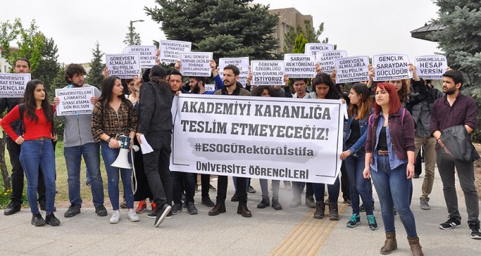 Eskişehir Osmangazi Üniversitesi öğrencileri eylem yaptı