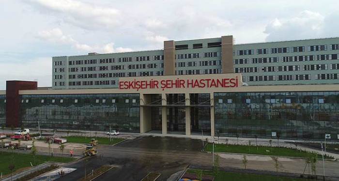 Eskişehir Şehir Hastanesi’nde ilk bebek doğdu