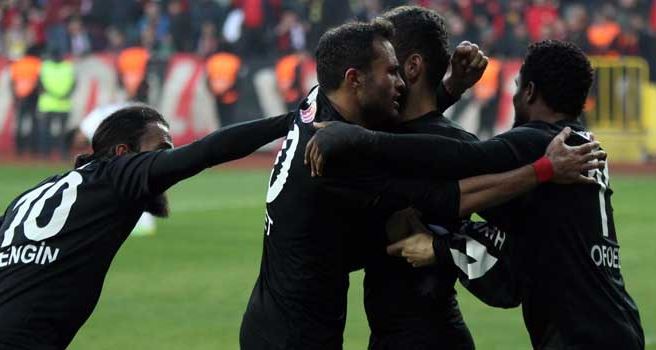 Eskişehirspor - Çaykur Rizespor: 1-1