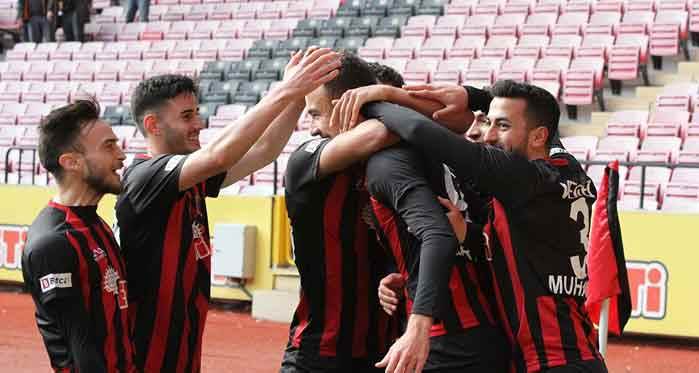 Eskişehirspor - Kırşehir Belediyespor: 1 - 1 (Maç sonucu)