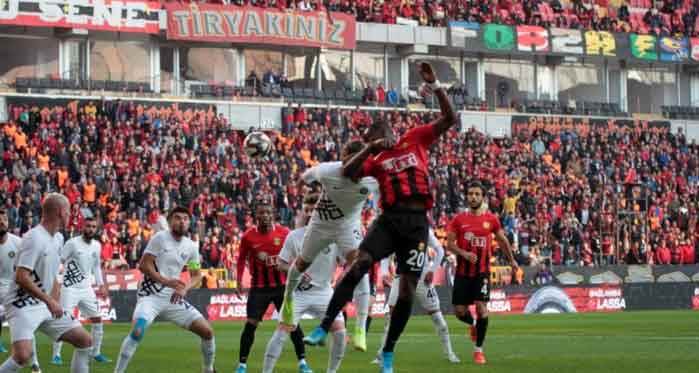 Eskişehirspor - Osmanlıspor: 3 - 2 (Geniş maç özeti)