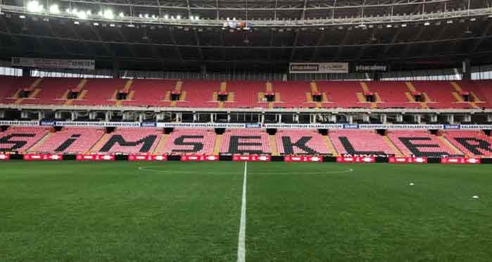 Eskişehirspor: 1 - Adana Demirspor: 4 (Geniş maç özeti)