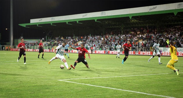 Eskişehirspor, ligdeki ilk maçında mağlup