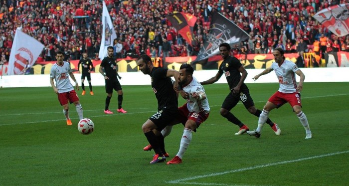 Eskişehirspor Altınordu: 2- 4