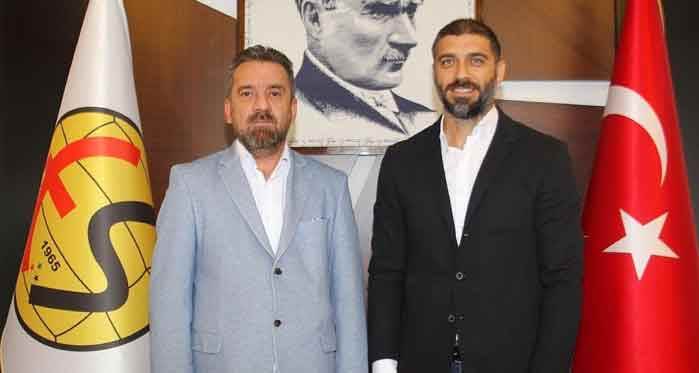 Eskişehirspor'da flaş gelişme: Kaptan göreve geldi!