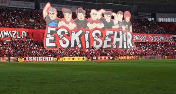 Eskişehirspor'da üç imza birden!