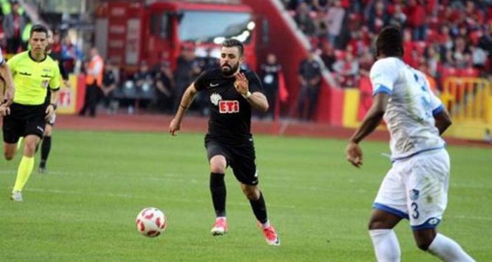 Eskişehirspor'lu oyuncu Hasan Hüseyin Acar özür diledi