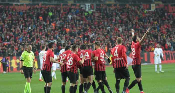 Eskişehirspor Osmanlıspor: 1-0 maç sonucu