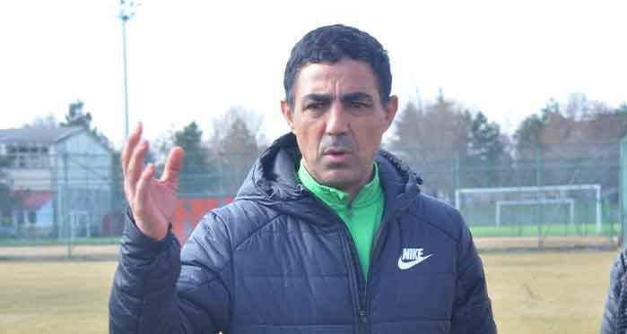 Eskişehirspor Teknik Direktörü Mustafa Özer: Fiziksel olarak dibe vurdular