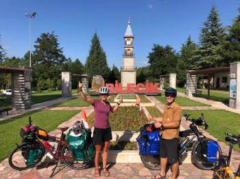 Fransa Ve Polonya’Dan Bisikletleriyle Yola Çıkan Turistler Bilecik’E Vardı
