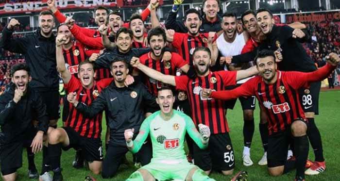 Galibiyet Eskişehirspor'u düzlüğe çıkarır!
