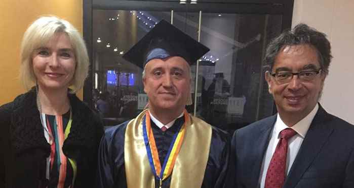 Gündoğan fahri 'doktora unvanı' aldı