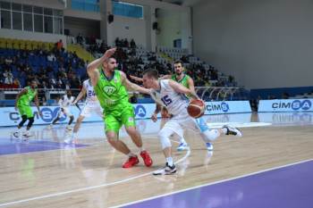 Ing Basketbol Süper Ligi: Afyon Belediyespor: 73 - Tofaş 84

