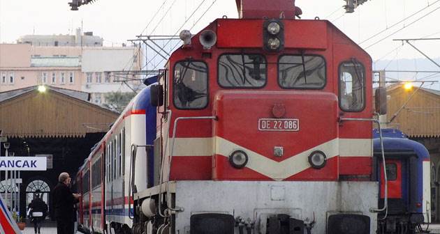 İzmir Mavi Treni Eskişehir'den Ankara'ya kadar gidecek